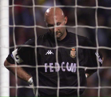 意甲半场：伊尔迪兹双响，埃斯波西托破门，尤文2-1卡利亚里