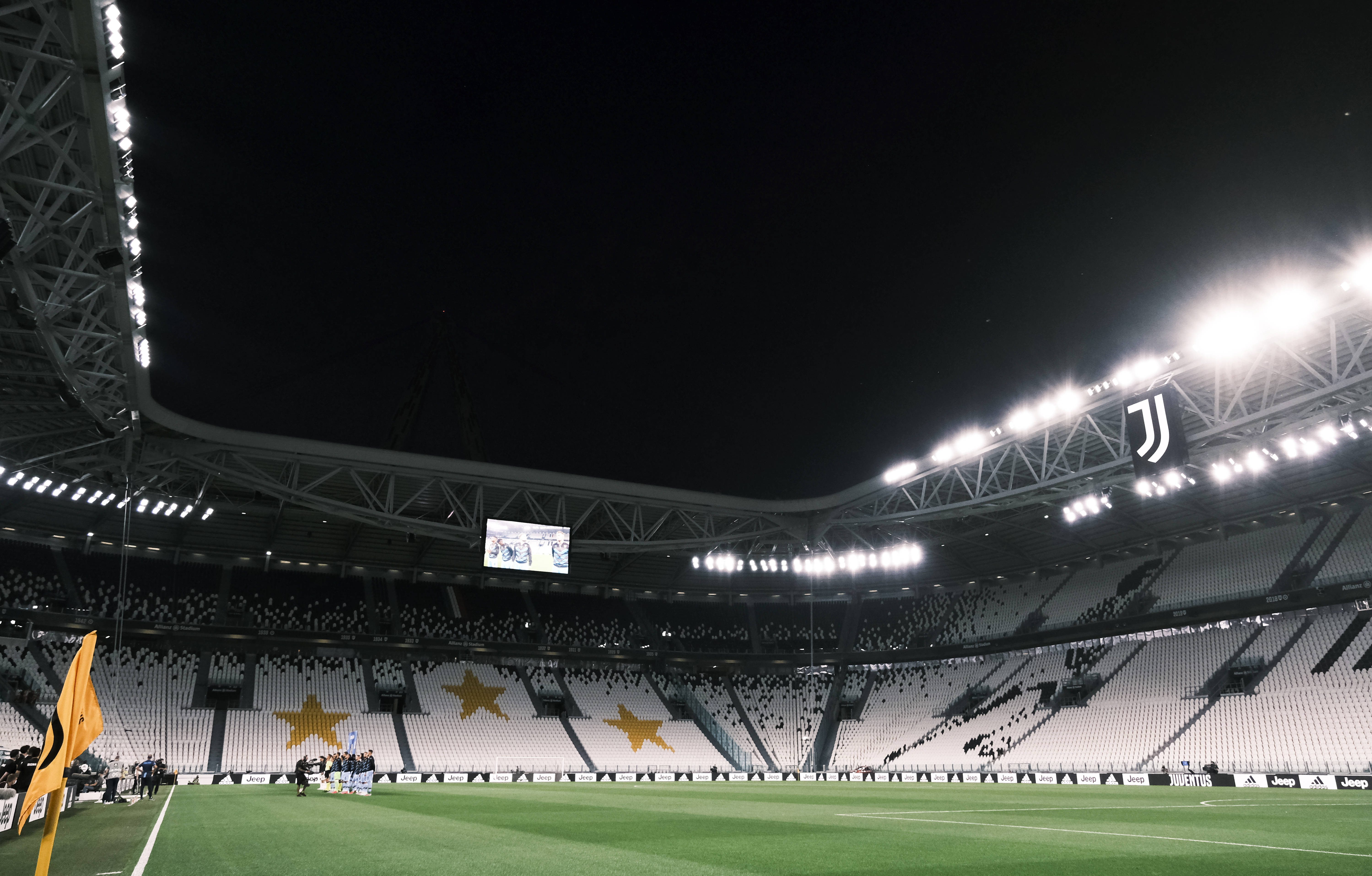 富保罗：詹姆斯本赛季不会离开湖人 但紫金军配置够不着西决门槛