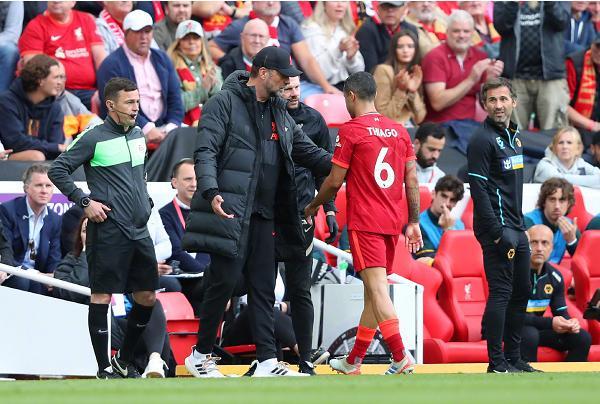 火箭最大短板是什么？阿门汤普森，他潜力有多大，值多大合同？