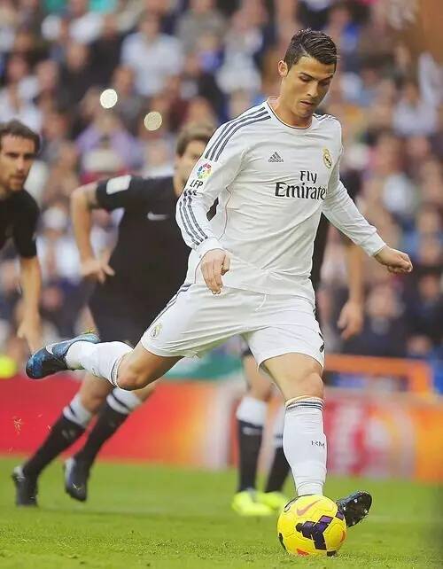 圆满退役！阿尔巴&布斯克茨：实现所有梦想，人生进入新阶段